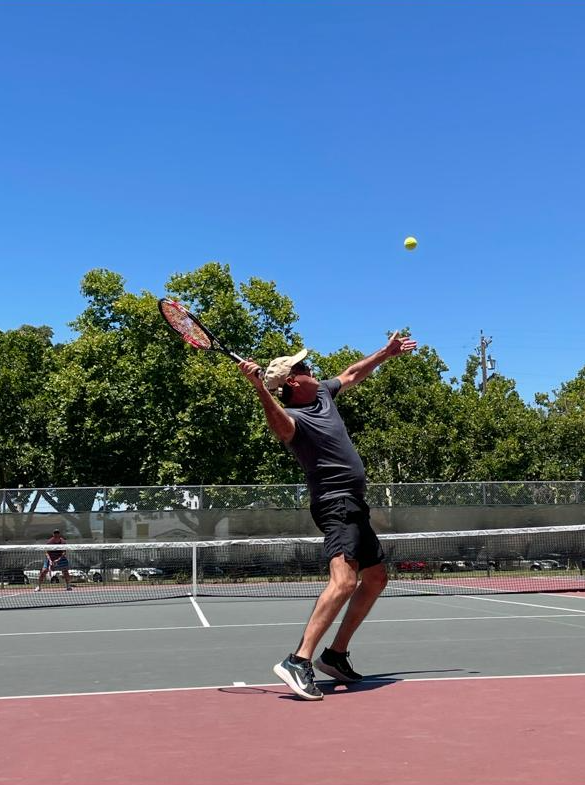 Dr. Víctor Sánchez, Médico Informático